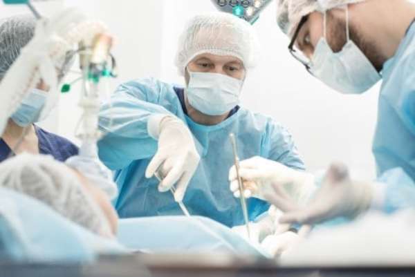 فاکتورهای موثر بر هزینه جراحی پروتز سینه