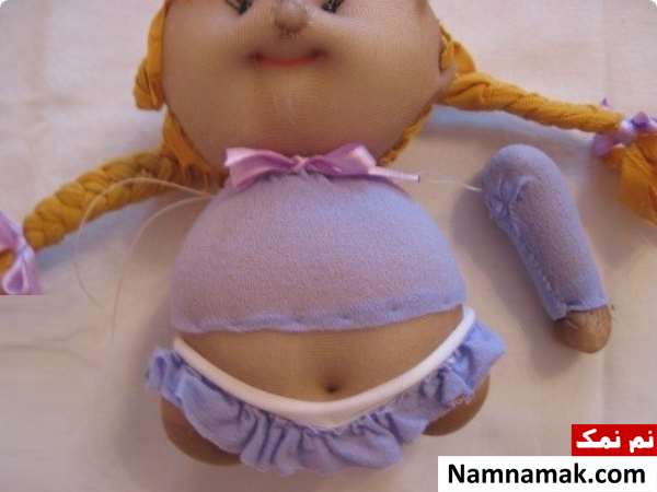 عروسک با جوراب زنانه عروسک با جوراب زنانه