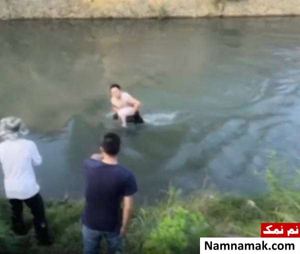 لحظه نجات دختر بچه 3 ساله شناور در رودخانه! لحظه نجات دختر بچه 3 ساله شناور در رودخانه!