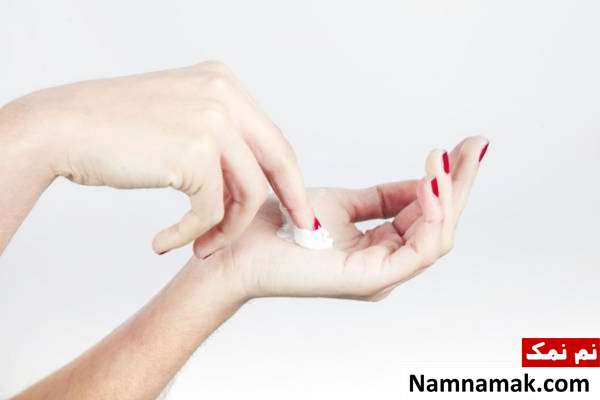 زمان استفاده از کرم دور چشم