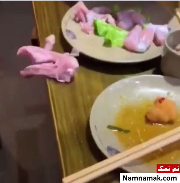 زنده شدن عجیب سینه مرغ در حین سرو غذا!