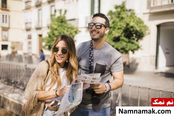 مسافرت در تابستان عینک آفتابی در مسافرت