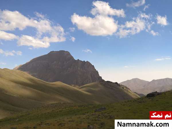 آزادکوه از مکان های دیدنی جاده چالوس