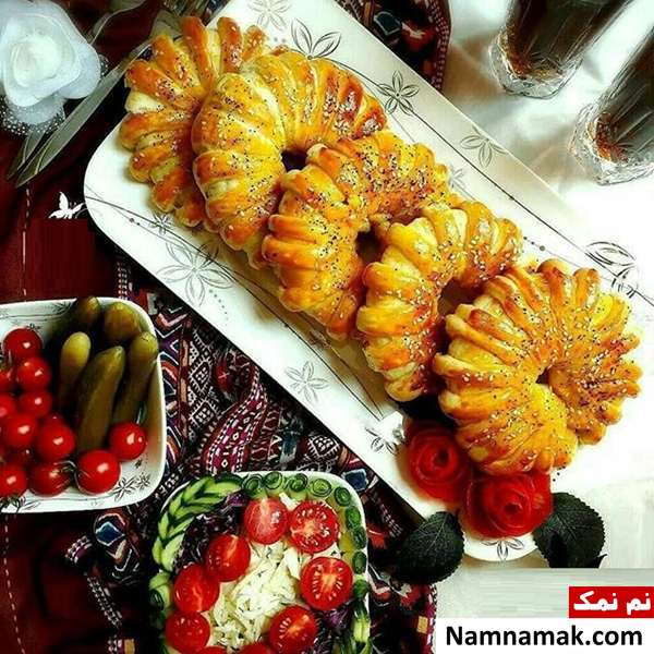 پیراشکی گوشت و سیب زمینی سرخ کرده