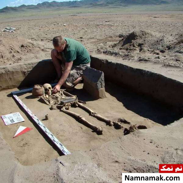 آیفون باستانی در قبر دو هزار ساله