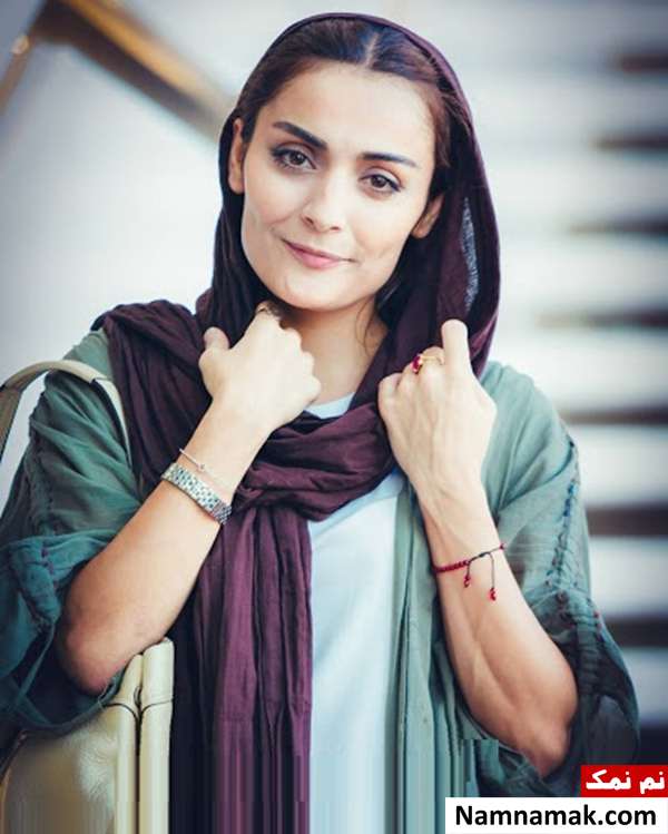 السا فیروز آذر در کنار ماهور الوند