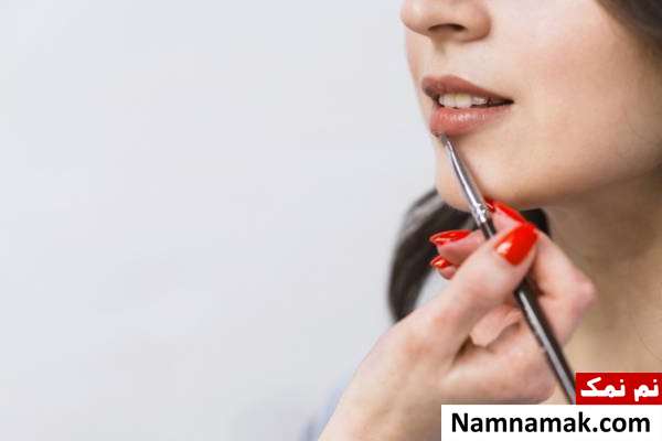  استفاده از رژلب تاریخ گذشته