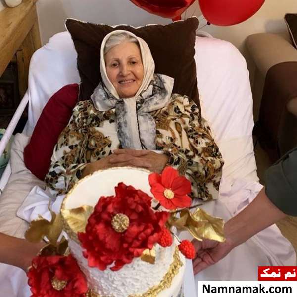 مادر پرستو صالحی مادر پرستو صالحی در بستر بیماری