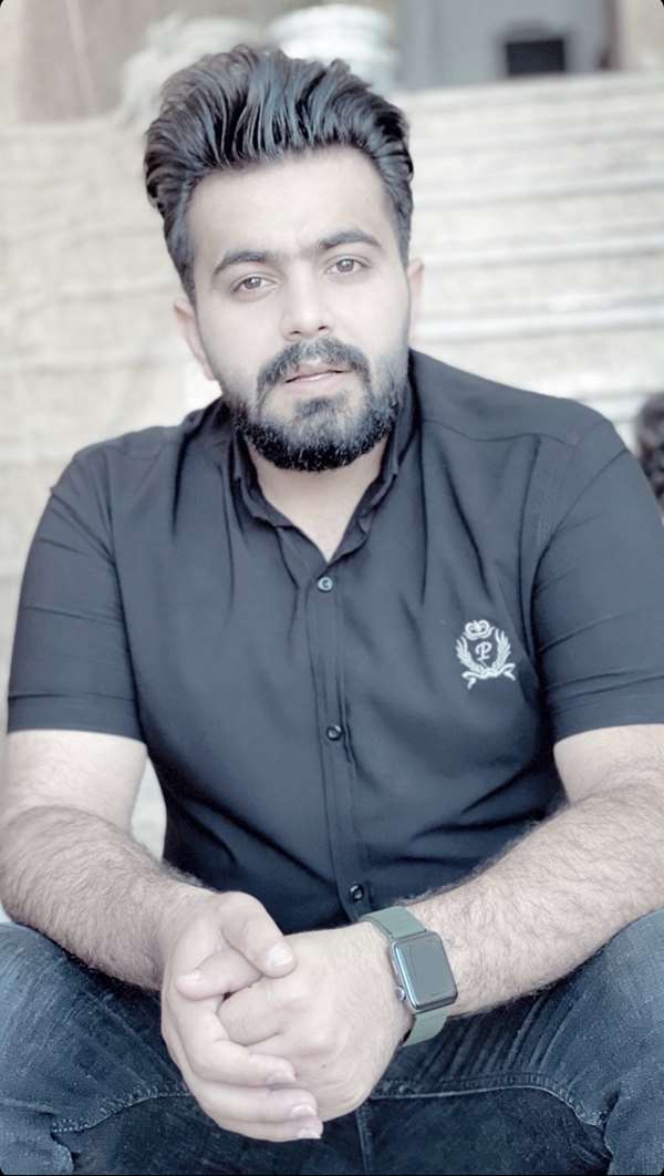 هونیار خان قادری