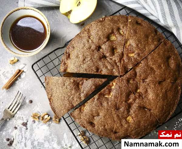 کیک سیب و دارچین با ماست