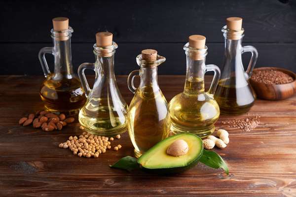 انواع روغن خوراکی و ماده اولیه آن ها