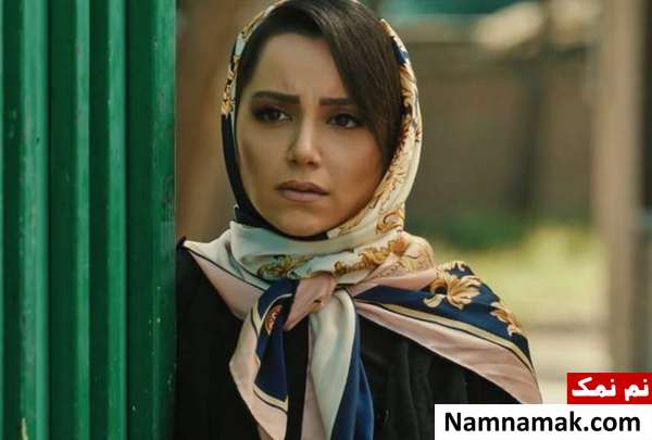 نازنین بیاتی نازنین بیاتی در مغزهای کوچک زنگ زده