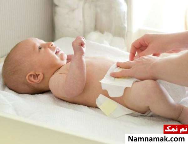 تعویض پوشک بچه آموزش تعویض کردن پوشک بچه