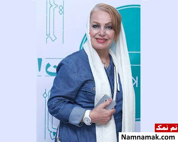 هما خاکپاش هما خاکپاش در اکران خصوصی فیلم دو کیلومتر به کردان