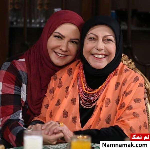 عکسی از لعیا زنگنه و ثریا قاسمی در سریال دنیای گمشده