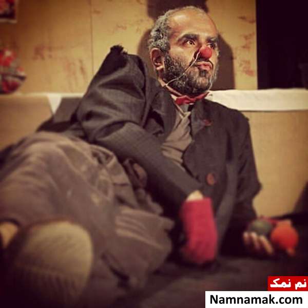 مهدی حسینی نیا در نمایش مردمی که گریه نمی کنند