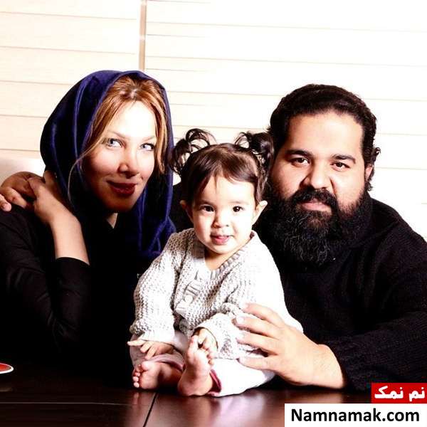 رضا صادقی رضا صادقی و همسرش