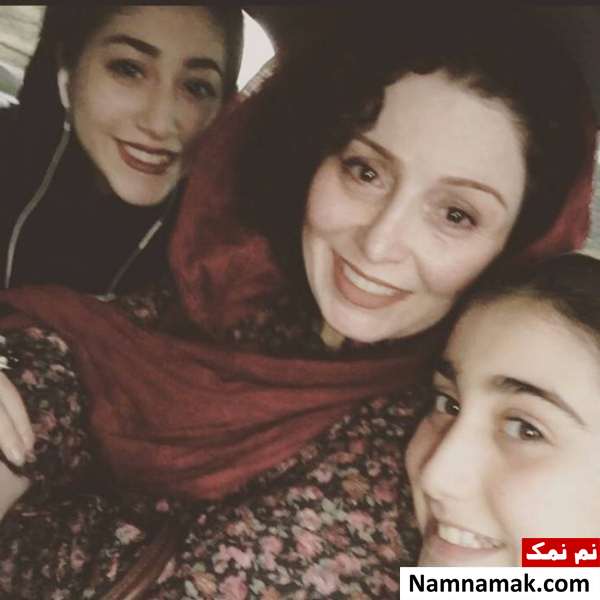 ژاله صامتی و دخترانش ژاله صامتی و دخترانش یاس و نیاز