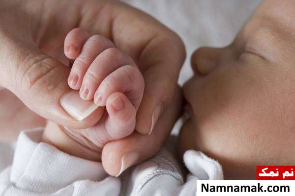 7 ایده برای گرفتن عکس یادگاری از نوزاد