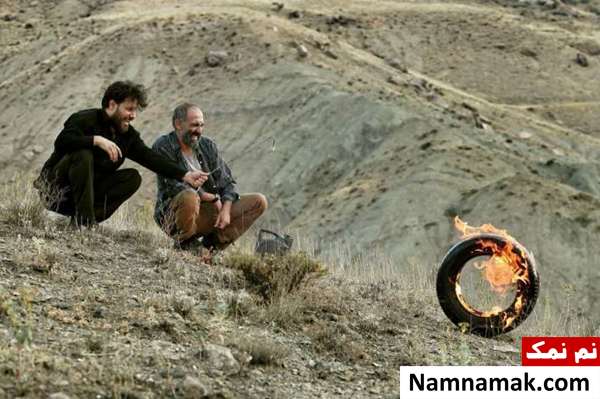 هادی حجازی فر و جواد عزتی هادی حجازی فر و جواد عزتی در فیلم آتابای