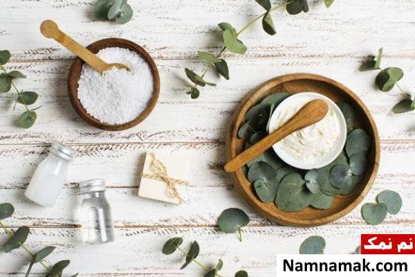 نمک و مایع برای از بین بردن لکه