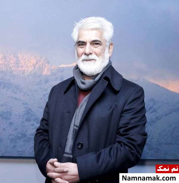 حسین پاکدل حسین پاکدل در نمایشگاه عکس های مهدی پاکدل