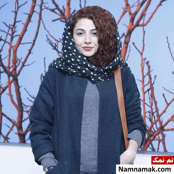 مهتاب ثروتی مهتاب ثروتی در نمایشگاه عکس های مهدی پاکدل