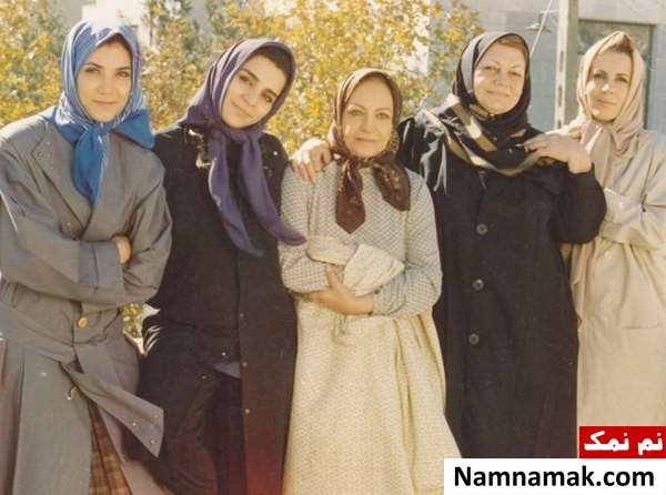 بازیگران قدیمی شهلا ریاحیدر کنار بازیگران قدیمی