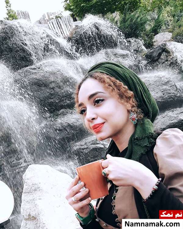 عکسهای جدید سارا علیپور خواننده و نوازنده زن