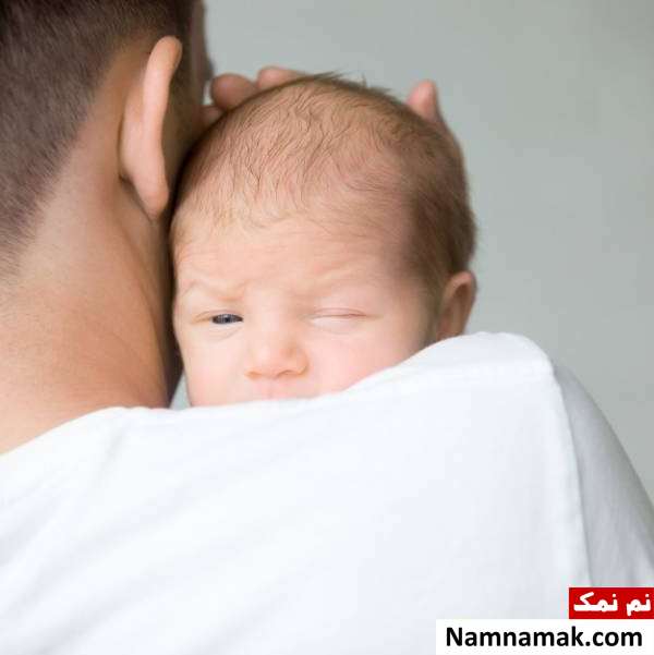 شستشوی چشم نوزاد با چای 