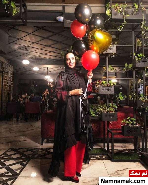 سوگل طهماسبی سوگل طهماسبی در جشن تولد