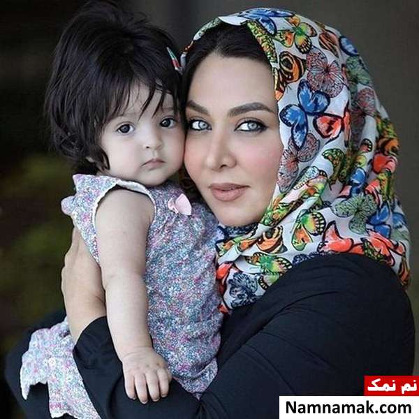 فقیهه سلطانی و دخترش فقیهه سلطانی و دخترش گندم