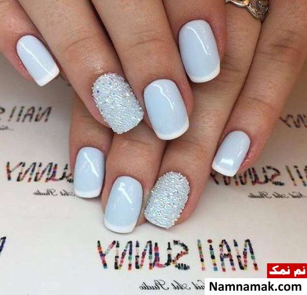 طراحی ناخن آبی کمرنگ