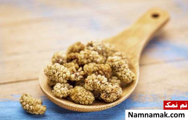 مضرات نوشیدن چای با توت خشک 
