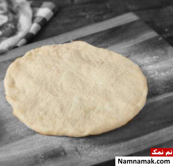 درست کردن خمیر پیتزا خانگی