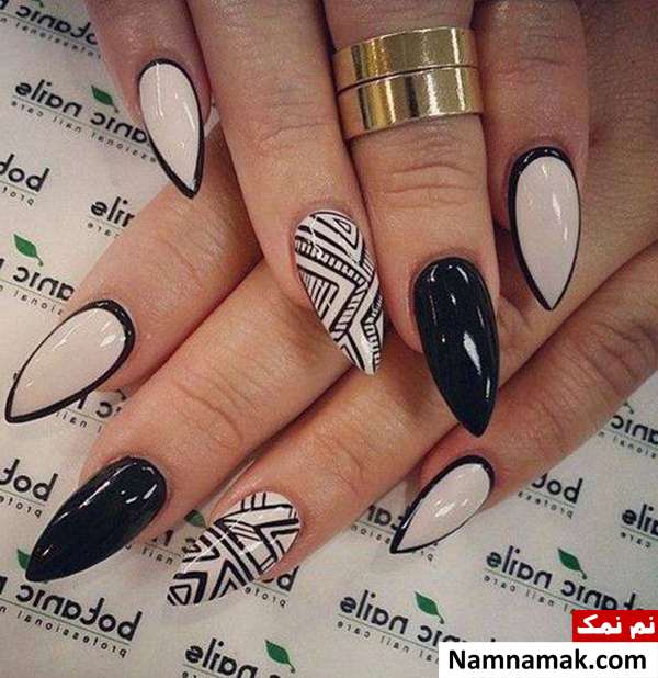 دیزاین ناخن سفید مشکی