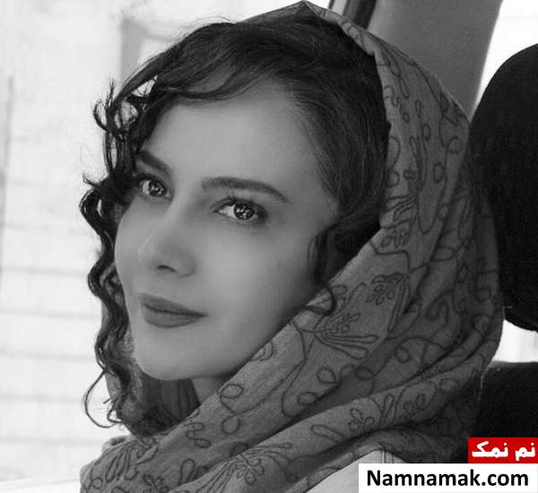عکس سیاه و سفید نگین صدق گویا