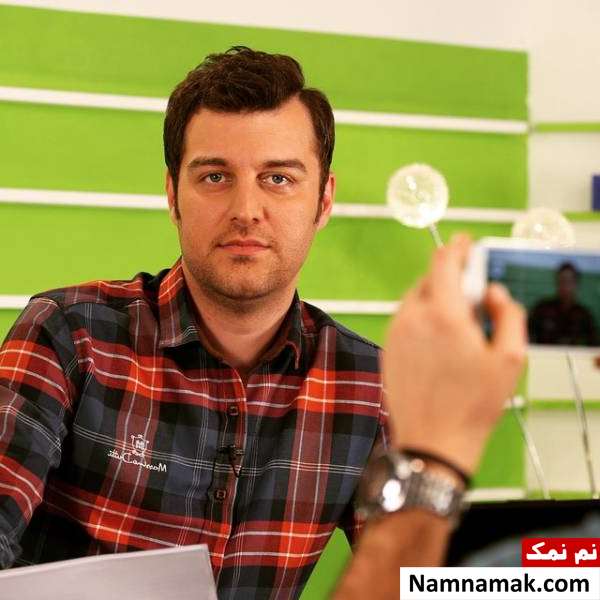 باربد بابایی مجری شب کوک