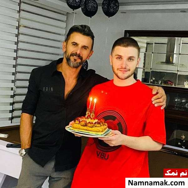 تولد دارا حیایی در کنار پدرش