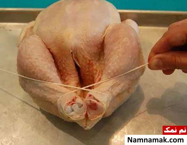 طرز بستن مرغ شکم پر به صورت مرحله به مرحله + تصاویر بستن مرغ شکم پر