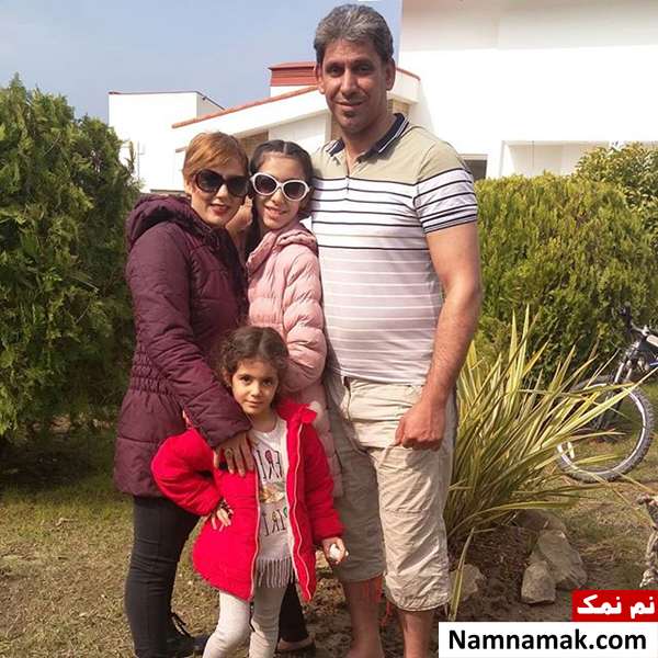 پدر و مادر هستی دهقان
