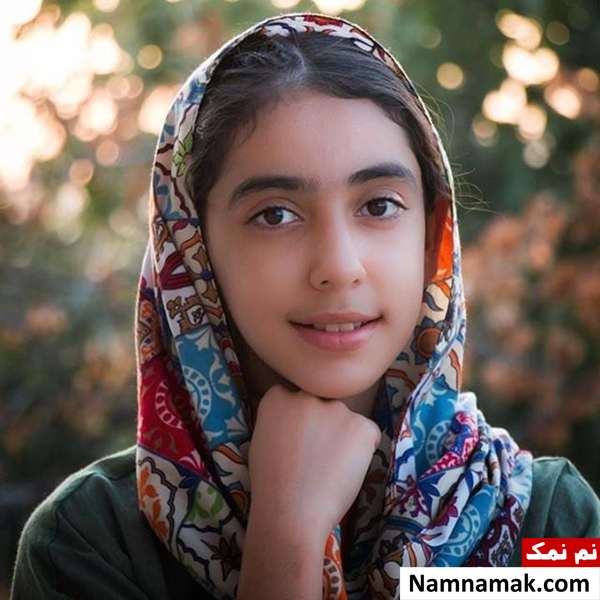 عکسهای شخصی هستی دهقان بازیگر متری شیش و نیم