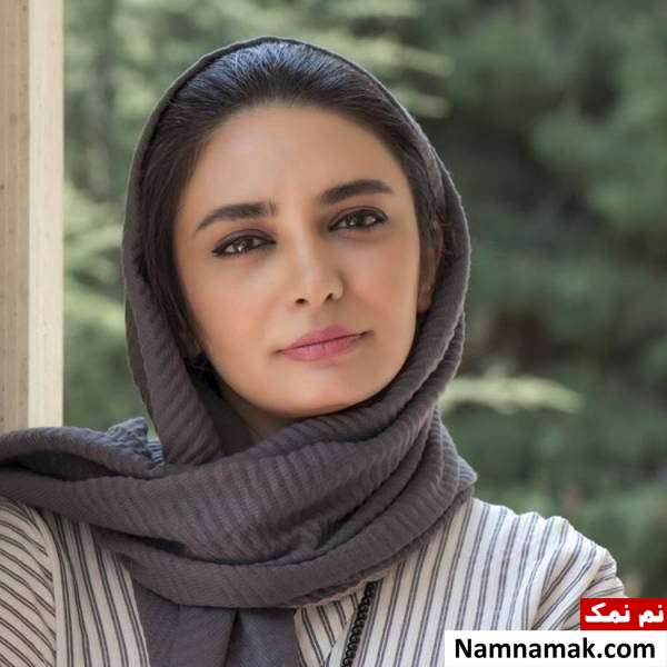 لیندا کیانی با چهره ای طبیعی