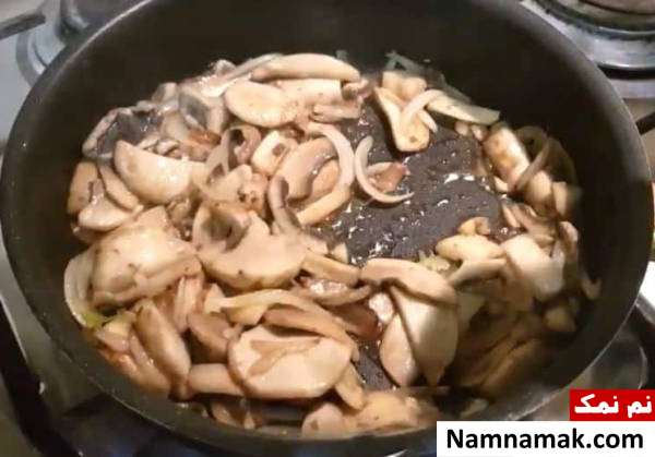 مواد اولیه پاستا پنه با سس آلفردو