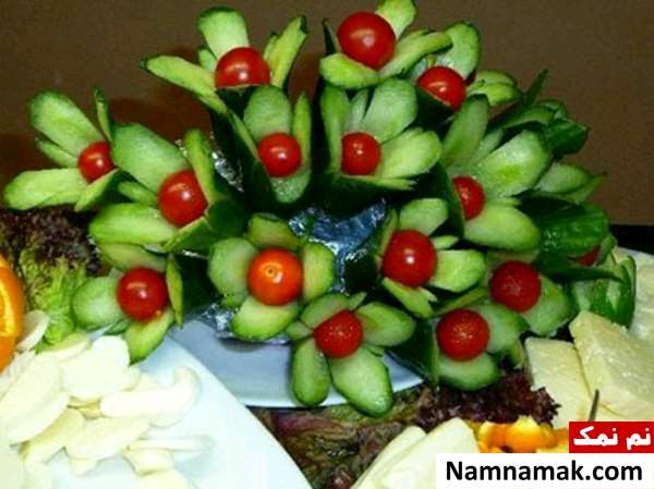 آموزش تصویری تزیین خیار و گوجه به شکل گل
