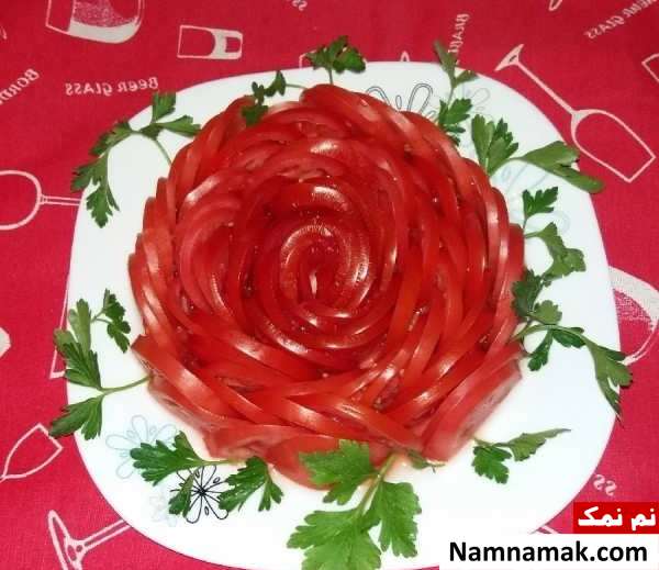 تزیین خیار و گوجه به شکل گل