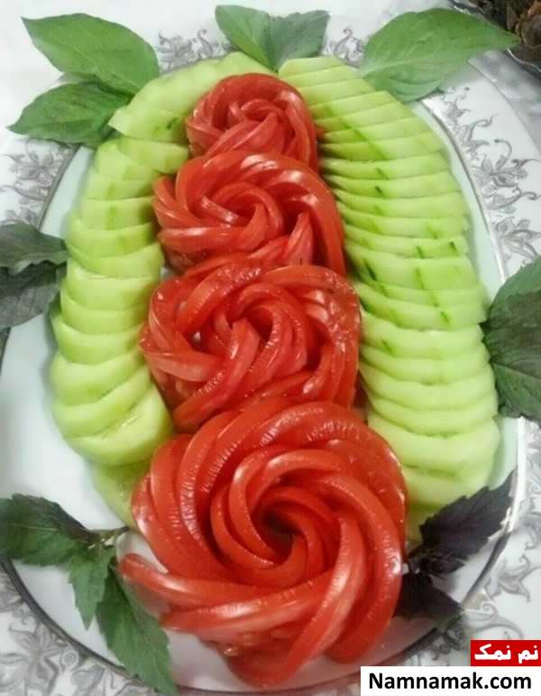 تزیین خیار و گوجه به شکل گل