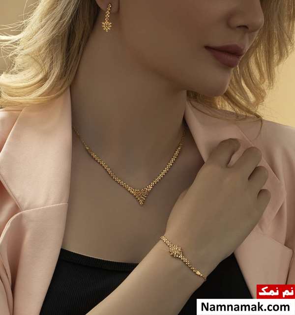 ست کردن طلا و جواهرات با لباس مجلسی
