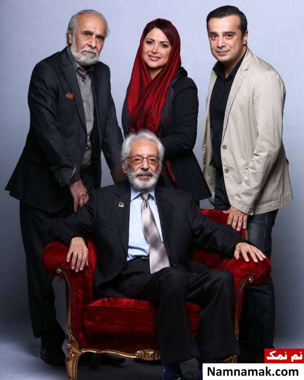 سعید امیرسلیمانی در کنار فرزندانش