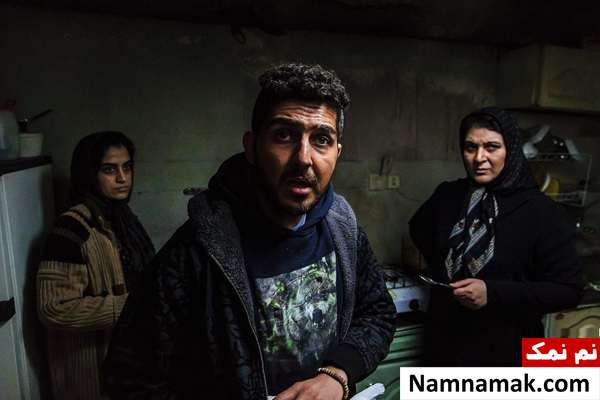 مهرنوش ستاری ، محمدرضا غفاری و ریما رامین فر در فیلم چهل و هفت